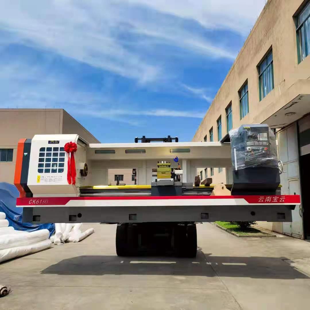 寶云CK6180數控車床正進車間